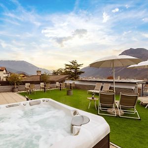 La Villa - Luxury Guest House